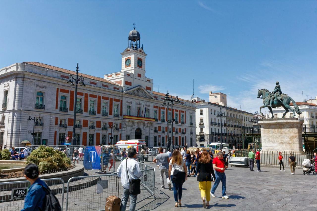 Arenal Suites Puerta Del Sol Madrid Exterior photo