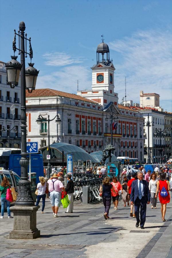 Arenal Suites Puerta Del Sol Madrid Exterior photo